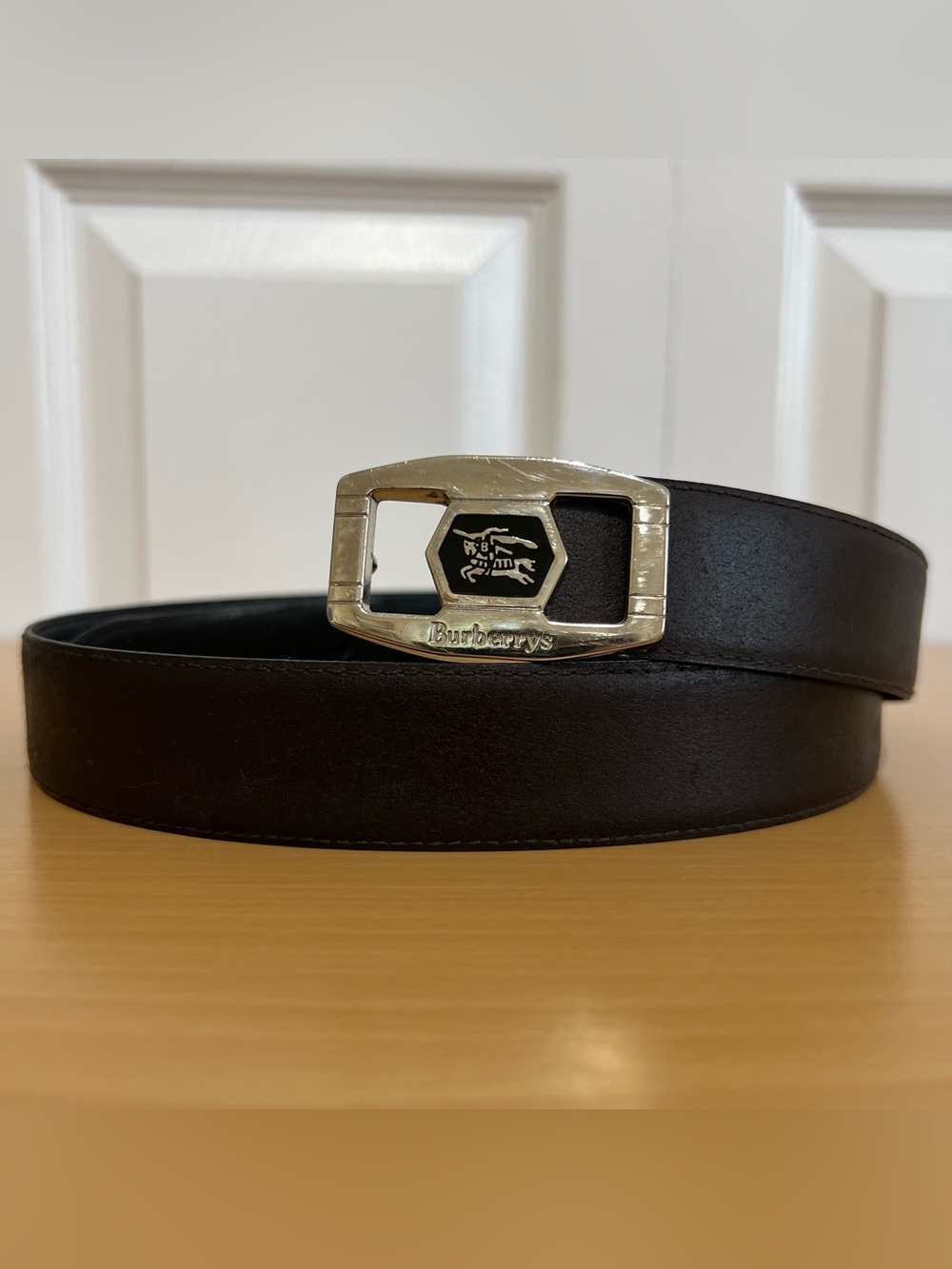Vtg Burberrys Dark Brown Leather Belt Silver-Tone Logo Buckle Size 40/100 Italy